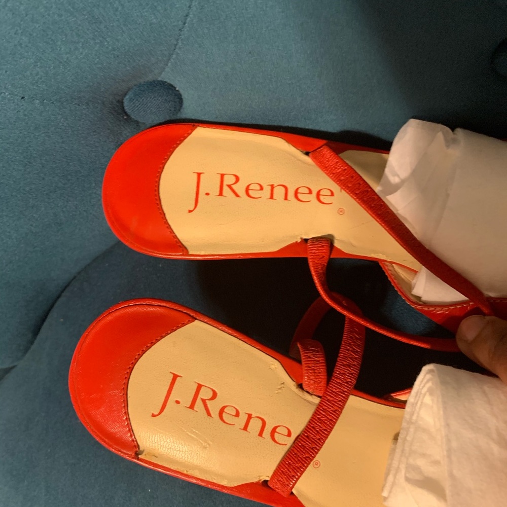 Shoe - Picture 5 of 7